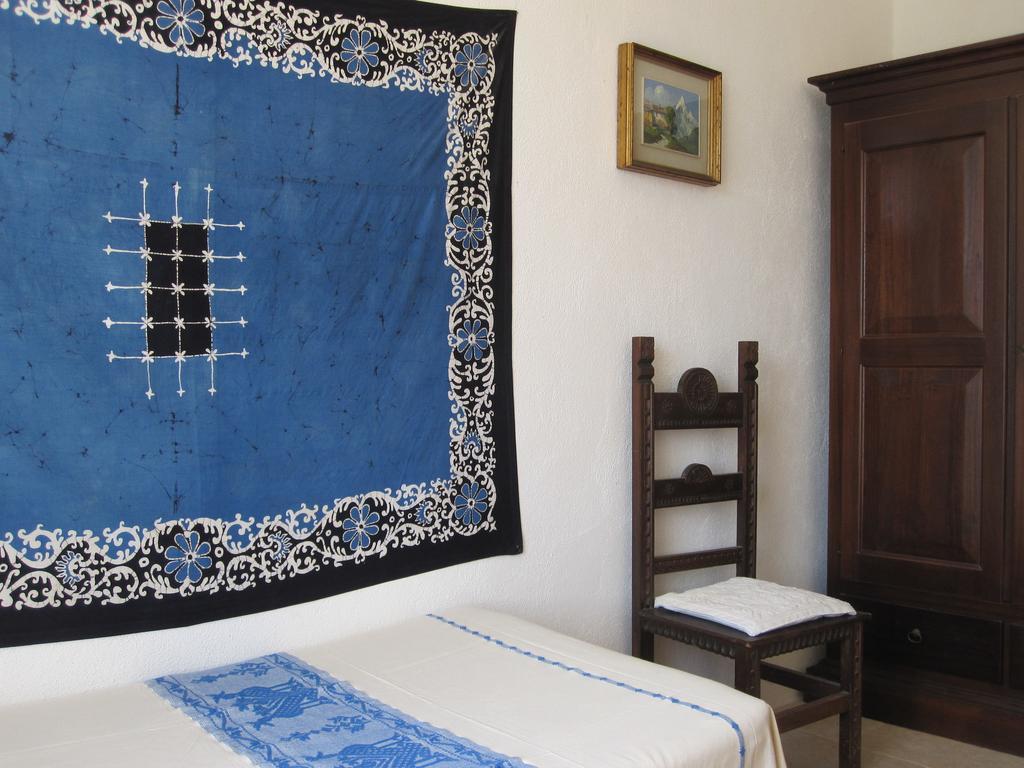 Campi Elisi B&B Sassari Szoba fotó