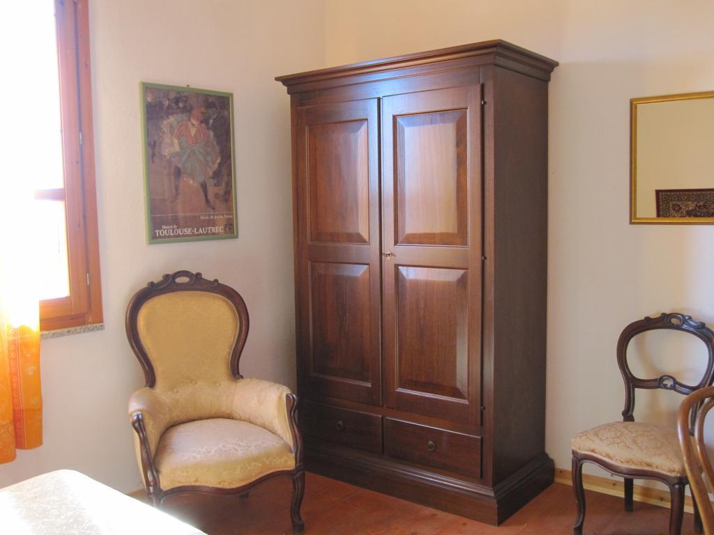 Campi Elisi B&B Sassari Szoba fotó